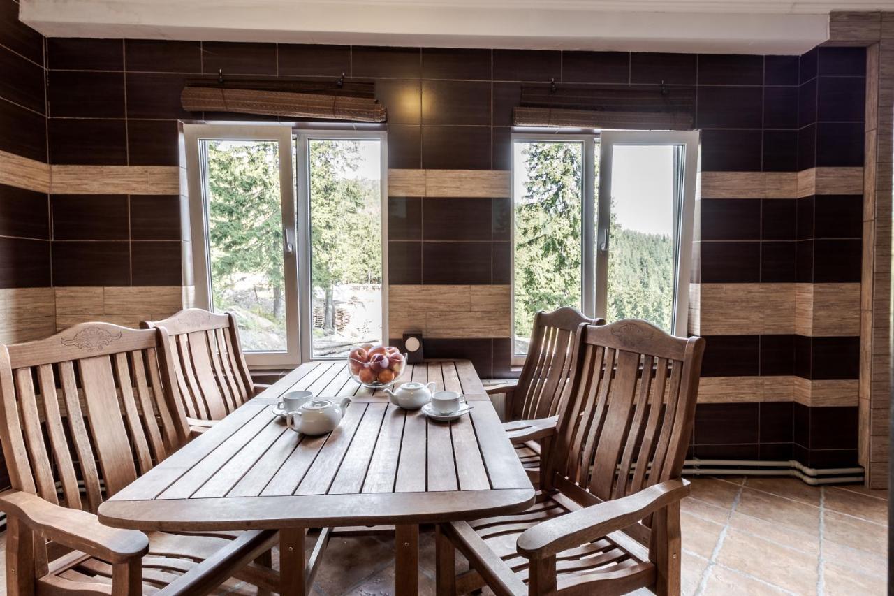 Hotel Adrenalin Dragobrat Luaran gambar