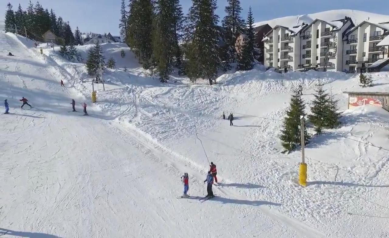 Hotel Adrenalin Dragobrat Luaran gambar