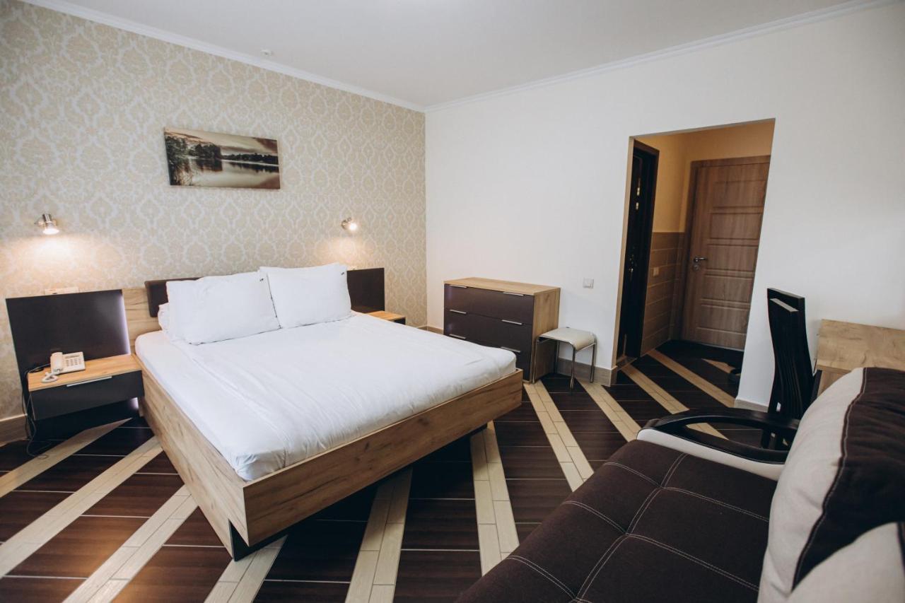 Hotel Adrenalin Dragobrat Luaran gambar