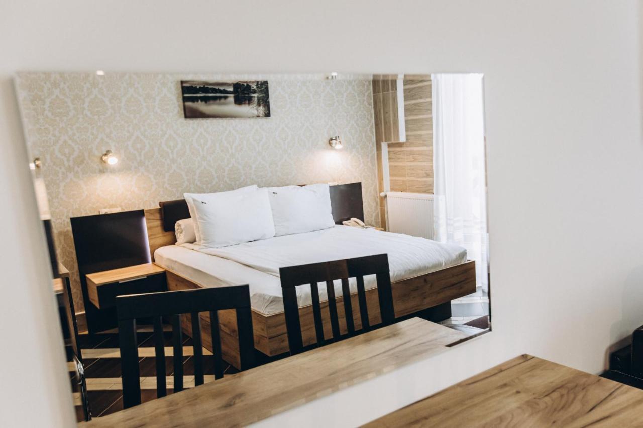 Hotel Adrenalin Dragobrat Luaran gambar